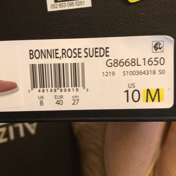 new Naturalizer Women's Bonnie Slip-ons Loafer - Picture 13 of 15